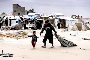 6-2-2025_6 أهل غزة يناشدون لإدخال الخيام والكرافانات والأساسيات