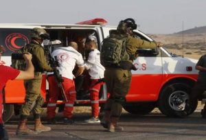 اطلاق نار العدو الصهيوني يطلق النار على شاب فلسطيني قرب حاجز تياسير شرق طوباس