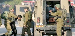 اعتقالاتت العدو الصهيوني يعتقل 4 فلسطينيين من بلدة اليامون غرب جنين