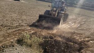 الردم ردم ستة آبار يدوية مخالفة في إب