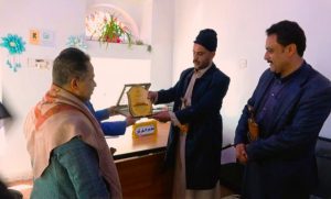 تكريم محافظ ريمة الأسر المنتجة بريمة يكريم المحافظ الحباري بدرع البناء والتنمية