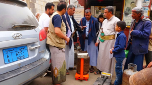 حجة1 الاطلاع على الوضع التمويني بحجة ومدى توفر وسائل الأمن والسلامة في محطات الغاز