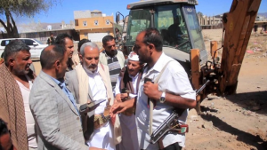 مدينة دمت1 الشغدري يطلع على مشروع شبكة مياه الجبر في مدينة دمت بالضالع