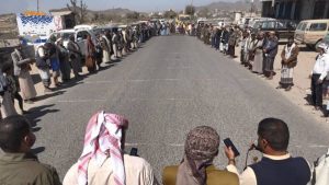 وقفة وقفة قبلية في ماوية تنديداً بجريمتي المرتزقة قتل الحطام والعامري