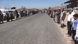وقفتان في تعز تنديداً بجريمتي مرتزقة العدوان تعذيب الحطام والعامري
