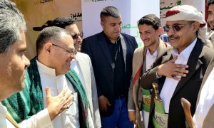 السامعي يزور معرض صنعاء الدولي للقهوة 2025