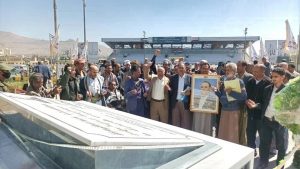 قيادة وموظفو مكتب مالية الأمانة يزورون ضريح الشهيد الرئيس الصماد