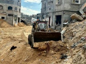 بلدية رفح : نقص الوقود يعرقل مواصلة أعمال إزالة الركام