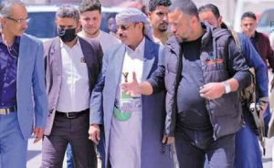 img149 السامعي يزور معرض بروج العائلي ويشيد بجودة المعروضات