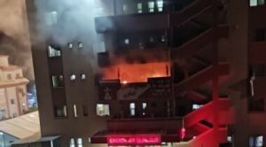 أطباء بلا حدود تدعو لحماية المرافق الصحية بعد استهداف “ناصر الطبي”