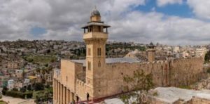 وزير الأوقاف الفلسطيني: العدو الإسرائيلي يرفض تسليم الحرم الابراهيمي للجمعة الرابعة