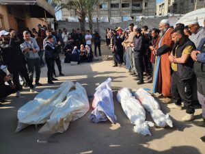 الاعلام الحكومي الإعلام الحكومي بغزة: عائلات كاملة أُبيدت خلال 5 ساعات من القصف