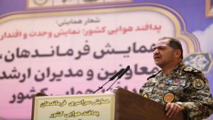 قائد مقر الدفاع الجوي الإيراني: كلّ ما تملكه إيران هو بفضل دماء الشهداء