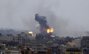 غزة 77 شهيدا جراء قصف العدو الصهيوني قطاع غزة منذ فجر اليوم