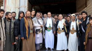 تدشين توزيع 18 ألف كيس قمح على الأسر المستفيدة في رداع