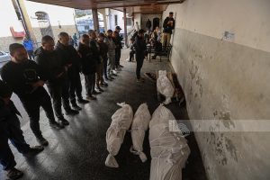 IMG_20250327_202251_763 استشهاد 10 فلسطينيين إثر قصف العدو الصهيوني مدينتي غزة وخان يونس
