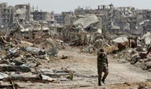 899c8c0cd94687e0b23ff51810c2bfd7 شهيدان في المواصي واجبار آلاف الفلسطينيين على النزوح في خان يونس