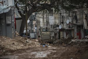 الاحتلال العدو الإسرائيلي يواصل عدوانه على مدينة طولكرم ومخيميها لليوم الـ66