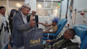 المحويت.. تدشين توزيع الزكاة العينية