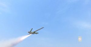 صحيفة عبرية: الحوثيون يتحدون بطائراتهم منظومة الدفاعات الإسرائيلية