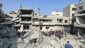 غزة77 شهداء بالعشرات وتكثيف للغارات جنوب ووسط القطاع في اليوم الـ22 من استئناف العدوان