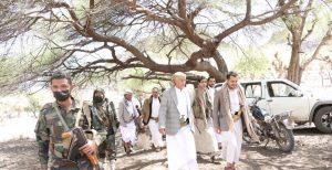 محافظ إب يتفقد المرابطين في جبهة تبيشعة في جبل حبشي بتعز محافظ إب في زيارة عيدية لتفقد أحوال المرابطين بـ جبهة تبيشعة جبل حبشي محافظة تعز