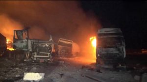 FB_IMG_1744971076360 (1) السلطة المحلية بالحديدة تدين مجزرة العدوان الأمريكي في ميناء رأس عيسى