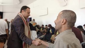 IMG-20250403-WA0023 تفقد الجرحى بمستشفى الروضة ومركز الرعاية في بني حوات