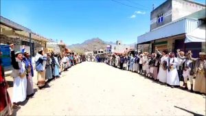 IMG-20250404-WA0003 وقفات شعبية في ريمة دعما لفلسطين وتأكيدا على الثبات في مواجهة العدوان الأمريكي