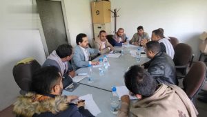 IMG-20250416-WA0021 مناقشة أداء صندوقي النظافة في الأمانة ومحافظة صنعاء