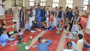 سيف وبادر يطلعان على أداء الدورات الصيفية في مديرية آزال