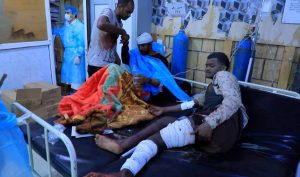 لجنة شؤون اللاجئين: استهداف مركز إيواء المهاجرين جريمة حرب وانتهاكاً للقانون الدولي