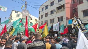 IMG_20250404_200555_009 مظاهرات حاشدة تشهدها المخيمات الفلسطينية في لبنان نصرة لغزة ورفضا لمجازر العدو