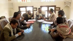 اجتماع في عمران يناقش أعمال اللجنة الفنية للتخطيط العمراني والبناء والأشغال العامة