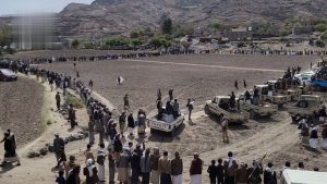 وقفة قبلية مُسلحة في ذمار إعلاناً لوثيقة الشرف القبلية والجهوزية لمواجهة التصعيد