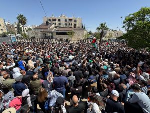 مسيرات ضخمة في مدن الأردن تدين الصمت والتخاذل وتدعو لنجدة غزة وووقف العدوان الصهيوني