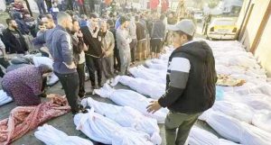 img152 60 شهيداً فلسطينياً في غزة خلال يوم واحد والاحتلال يوسّع توغلاته البرية