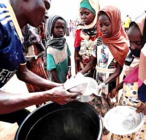 سنتان على حرب السودان:أكبر كارثة جوع في العالم و20 مليوناً بحاجة إلى مساعدة صحية عاجلة