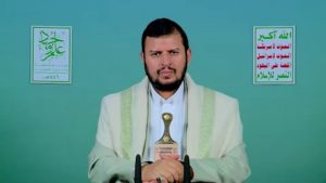 السيد القائد يحذر من مخاطر الحرب الناعمة ويدعو الجميع للاهتمام بالدورات الصيفية