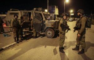 الثورة 44 العدو الصهيوني يقتحم بلدات جنوب القدس وفي الضفة الغربية