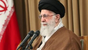 قائد الثورة الإيرانية: صفعة قاعدة “العديد” لأمريكا قابلة للتكرار