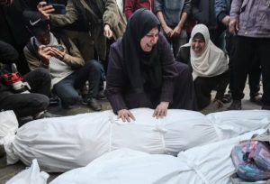 شهداء غزة 3 شهداء بقصف العدو الصهيوني خيمة نازحين غرب خان يونس