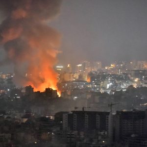 غارات ليلية على لبنان استشهاد وإصابة 7 لبنانيين بعدوان صهيوني جديد على جنوب البلاد