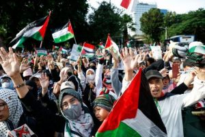 كاليفورنيا وقفة احتجاجية في كاليفورنيا تطالب بوقف فوري لإطلاق النار في غزة