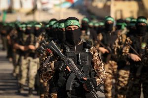 كتائب القسام تستهدف تجمعا لجنود وآليات العدو الصهيوني بخانيونس