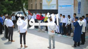 وقفة بجامعة الحديدة تندد باستمرار مجازر العدو الصهيوني في غزة والعدوان على الحديدة