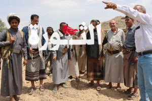 IMG_20250731_185138_845 محافظ البيضاء يتفقد مشروع شق ومسح شارع الثلاثين طريق عزة -أسلم