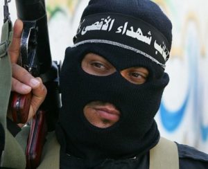 1uegQgLfV4TSV_Uct6LdpIPpf8maC1iw شهداء الأقصى تقصف تجمعاً لجنود وآليات العدو الصهيوني وسط قطاع غزة