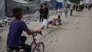 طبيب بريطاني: الماء والملح قوت أطفال غزة وسط المجاعة