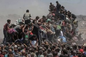 “اليونيسف” تحذر من تجاوز وضع غزة لعتبة المجاعة وتدعو لتدفق مساعدات عاجلة